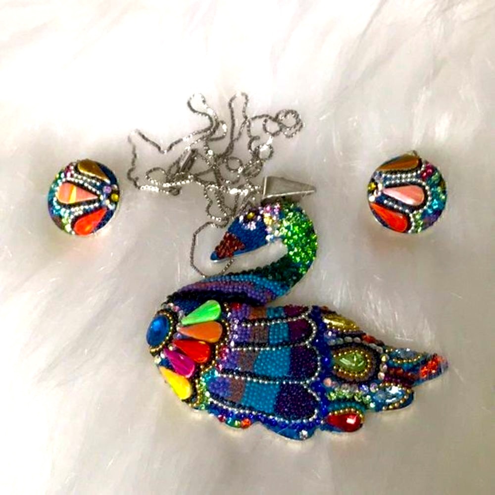 Bold & Beautiful Swan Necklace & Earrings Set – Handcrafted Statement Jewelry